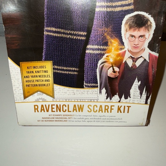 Harry Potter Ravenclaw Scarf Kit NEW in Box - Picture 4 of 7